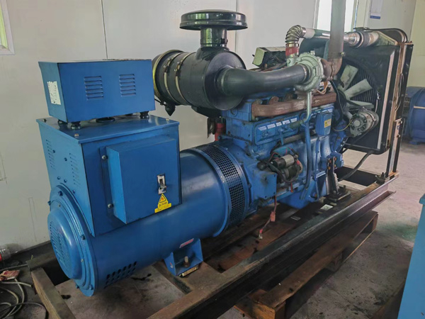 大祥100kW柴油发电机组使用多级机油有哪些优缺点？