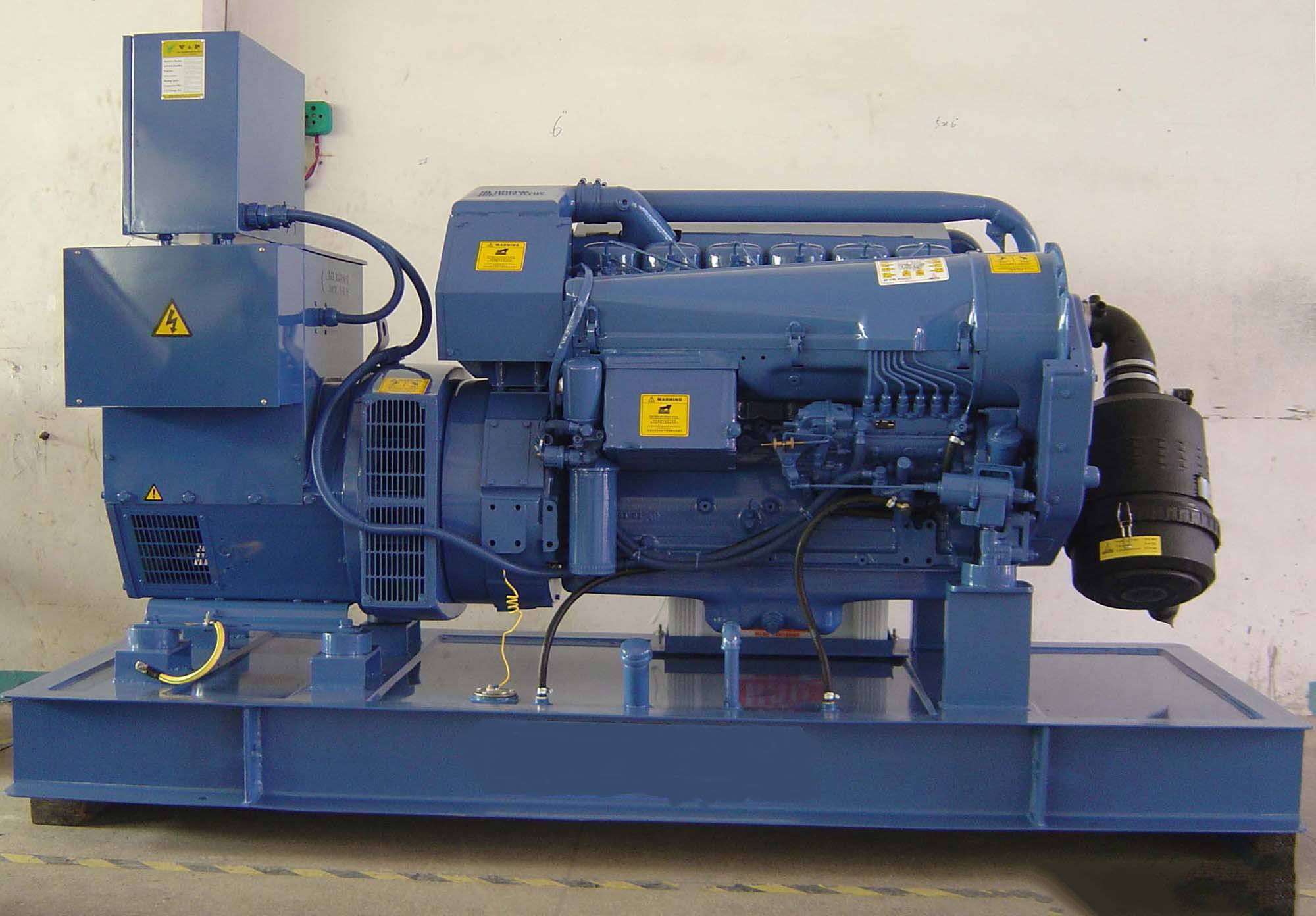 大祥汽油发电机组冬季启动前，电瓶需要做哪些检查和维护？